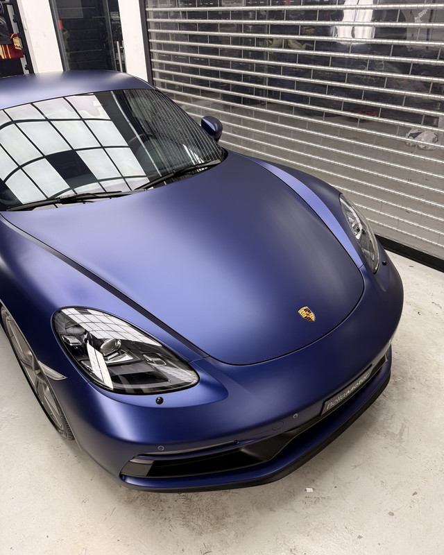 Porsche in satin blue finish at Bella Motor