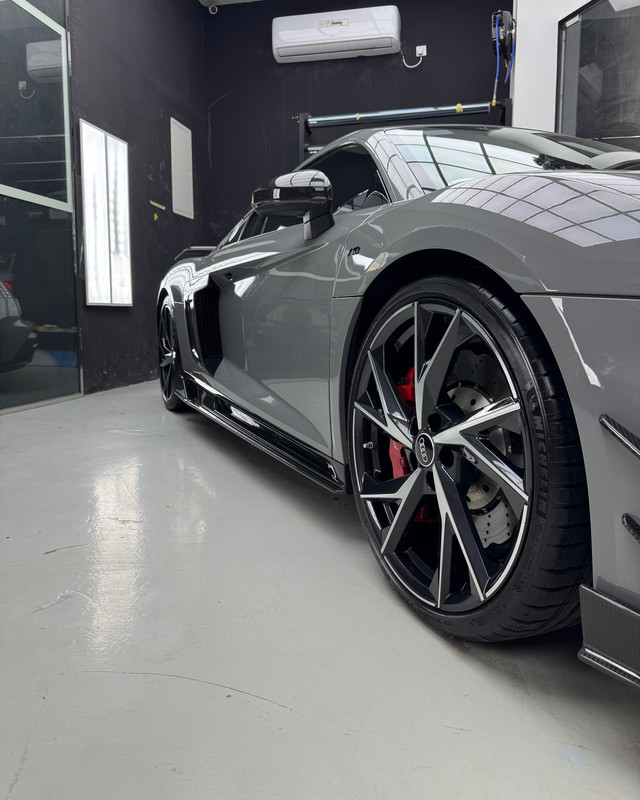 Alloy wheel detail